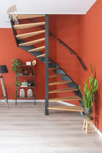 0007a Eiken houten spiltrap Waddinxveen 2