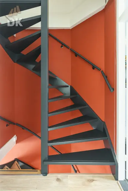 0007b Vuren houten spiltrap Waddinxveen 2